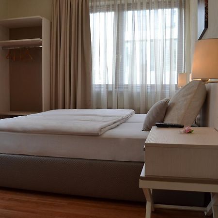 Hotel Centro Stuttgart Zewnętrze zdjęcie