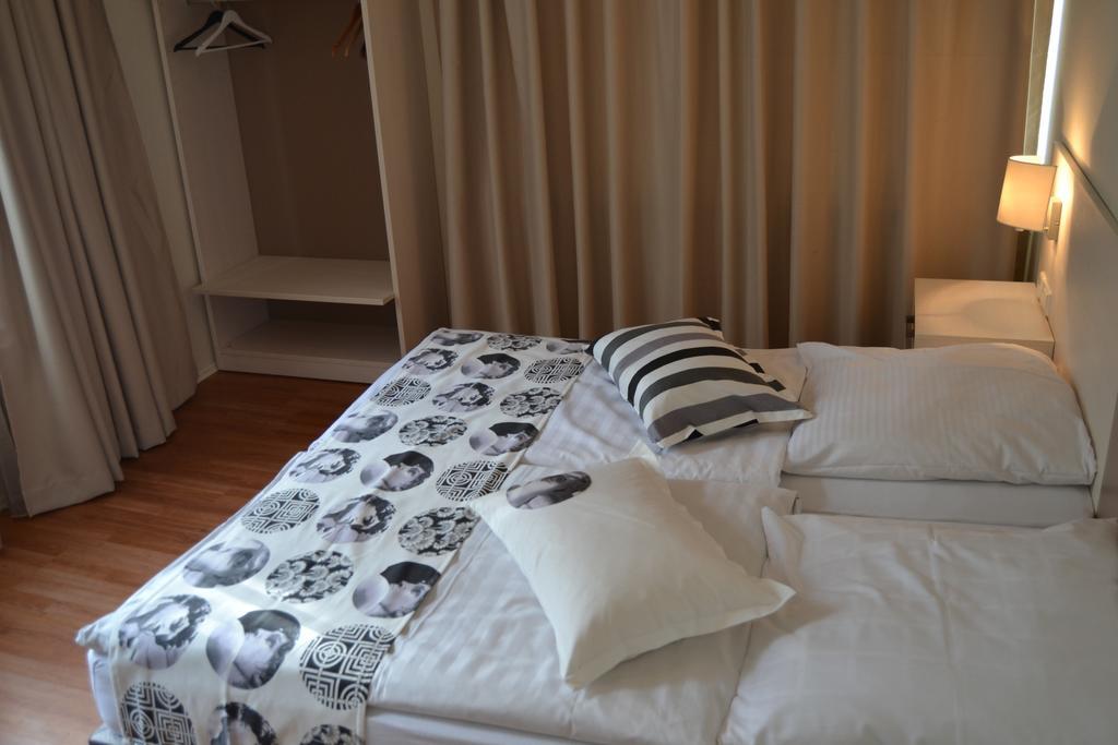 Hotel Centro Stuttgart Pokój zdjęcie